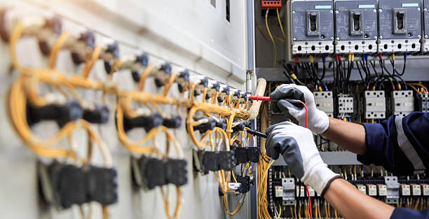 Professional Ceiling Fan Installation technician working in Dover, NH